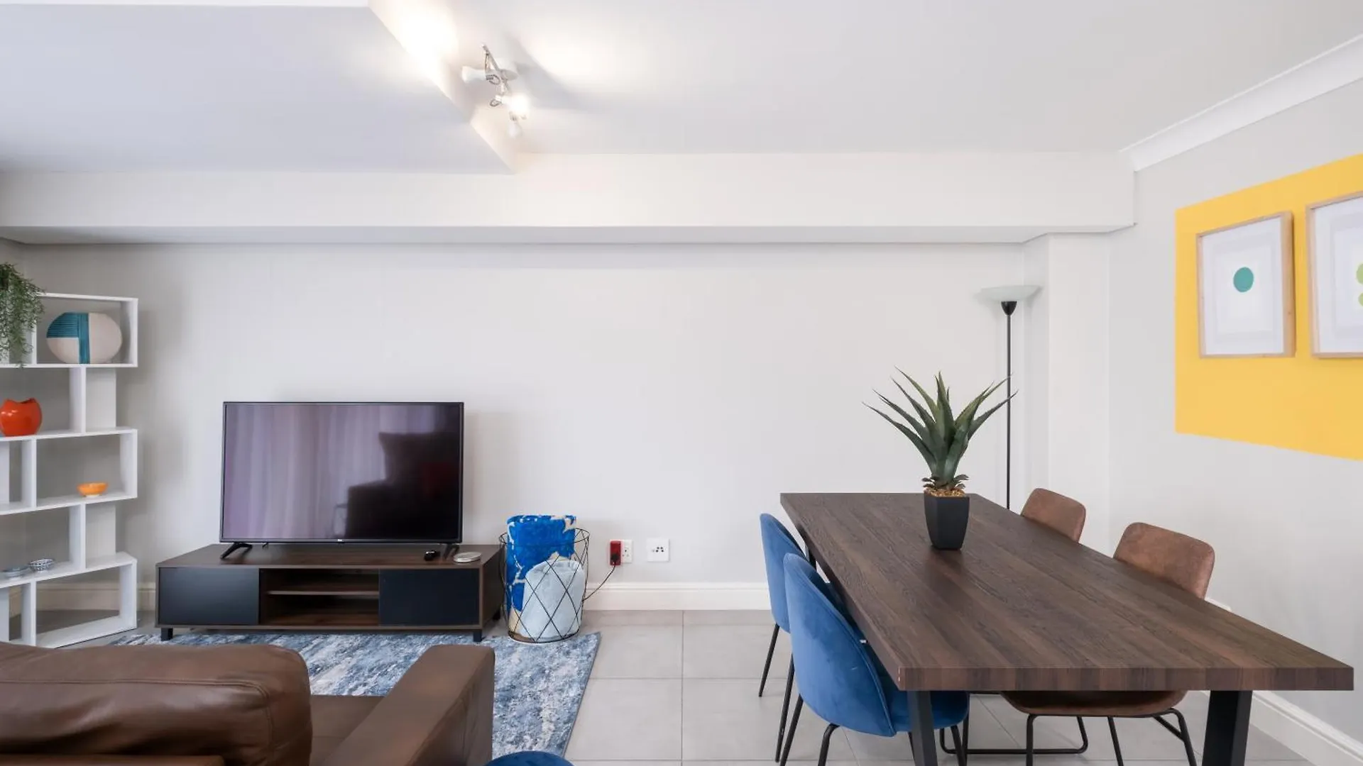 Madison Modern Oasis Apartment Cape Town